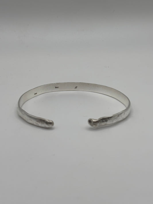 Street Champs Battered Bangle